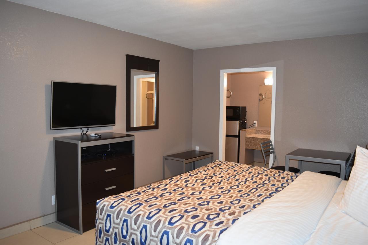 Woodfield Inn And Suites Yoakum Eksteriør bilde